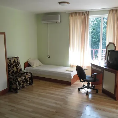 Dobrevi Guest house *